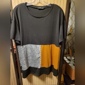 Emery Rose Top 🌹👏